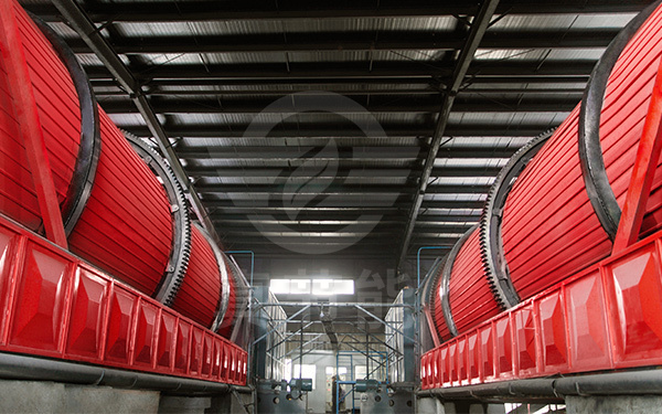 工業(yè)污泥干燥機(jī)筒體運(yùn)行現(xiàn)場(chǎng) 工業(yè)污泥干燥機(jī)筒體運(yùn)行現(xiàn)場(chǎng)