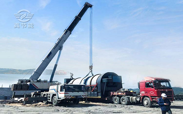 固危廢污泥干燥設(shè)備吊裝現(xiàn)場(chǎng) 固危廢污泥干燥設(shè)備吊裝現(xiàn)場(chǎng)